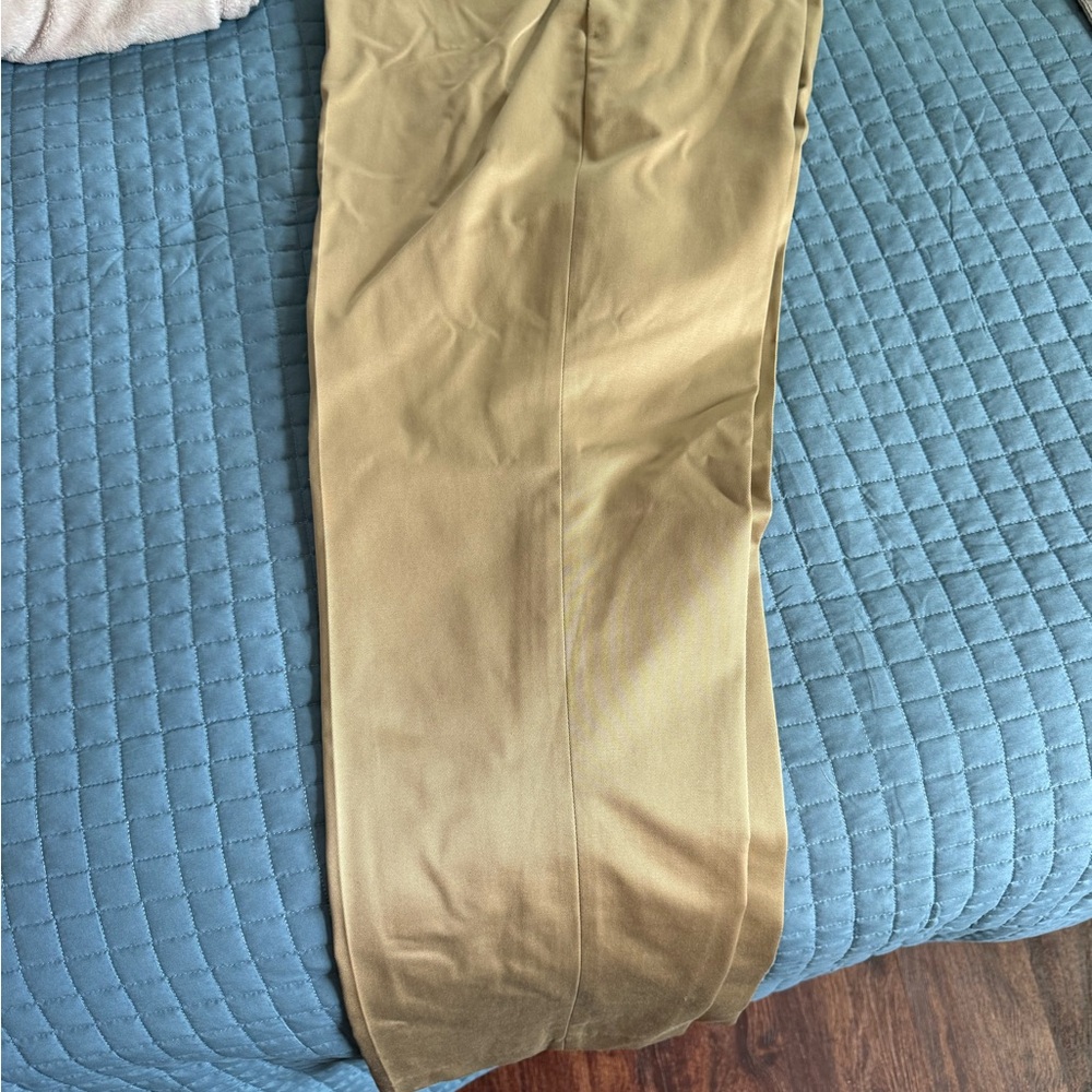 Perry Ellis Men's Khaki Chinos
